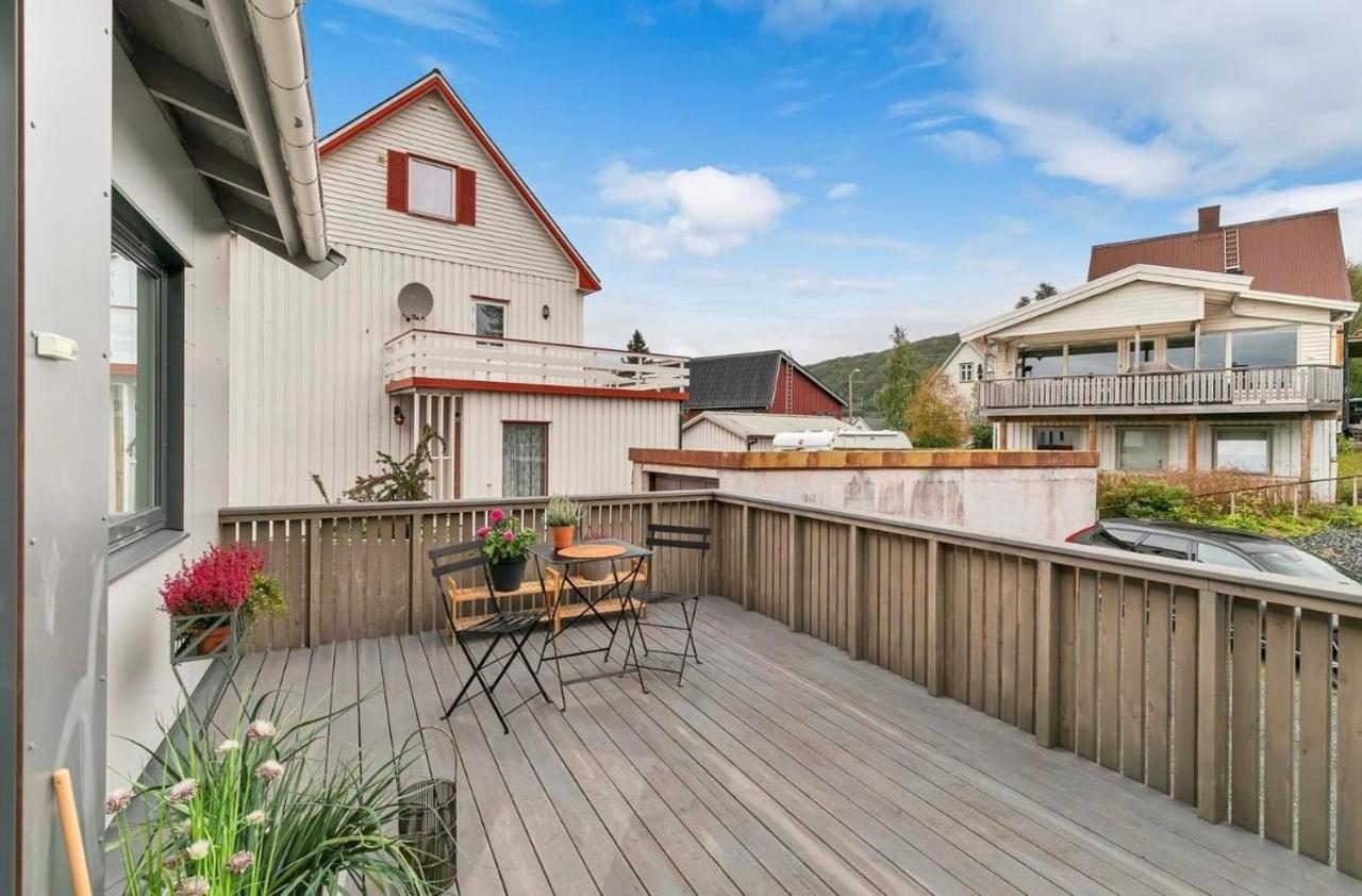 Din Hjem! Mitt I By1. Gratis Parkering!! Apartment Narvik Exterior photo